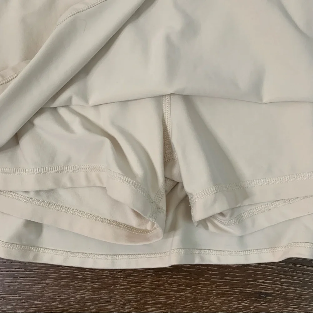 Reformation ecostretch Womens Tiffany cream skort M